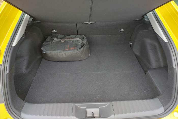 Ebből a Toyotából nem lesz tekert órás taxi 9