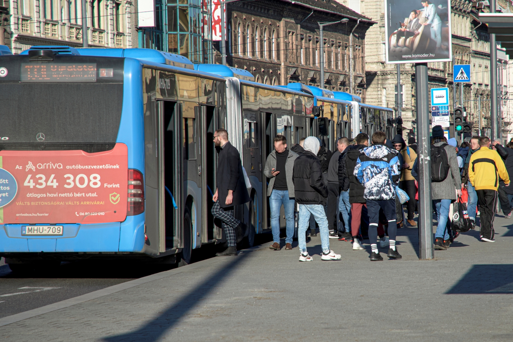 150 forintért egész nap buszozhatsz Budapesten