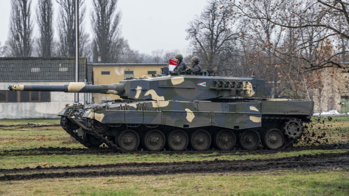 Itt a magyar hadsereg új fegyvere 7