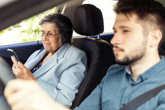 Tudod miért anyós, az anyósülés?