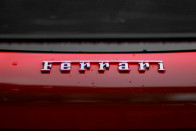 Nincs kegyelem, replikákat zúzott be a Ferrari 1 Nincs kegyelem, replikákat zúzott be a Ferrari 1