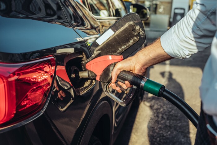 Rendkívüli bejelentés, elmarad a nagy áremelés a kutakon