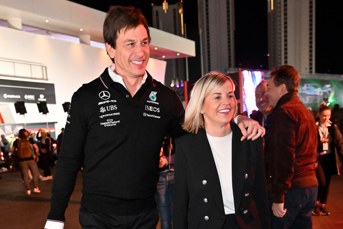 F1: Vizsgálat indult a Mercedes csapatfőnöke ellen