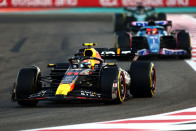 F1: Verstappent eltiltották a sportolástól 2