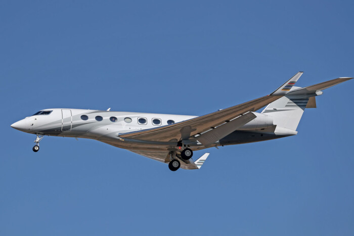 Másfél hónapot röpködött idén Elon Musk 2 | Vezess Másfél hónapot röpködött idén Elon Musk 2