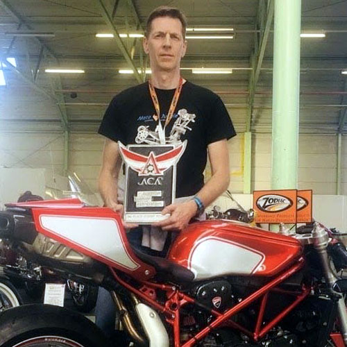 Magyar csapat készül a Le Mans-i 24 órásra 1 | Vezess Magyar csapat készül a Le Mans-i 24 órásra 1