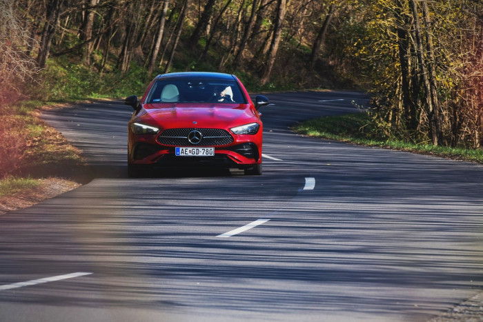 Épp egy ilyen Mercedesre vágytunk! 16