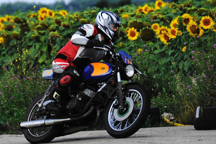 Magyar csapat készül a Le Mans-i 24 órásra 4 | Vezess Magyar csapat készül a Le Mans-i 24 órásra 4