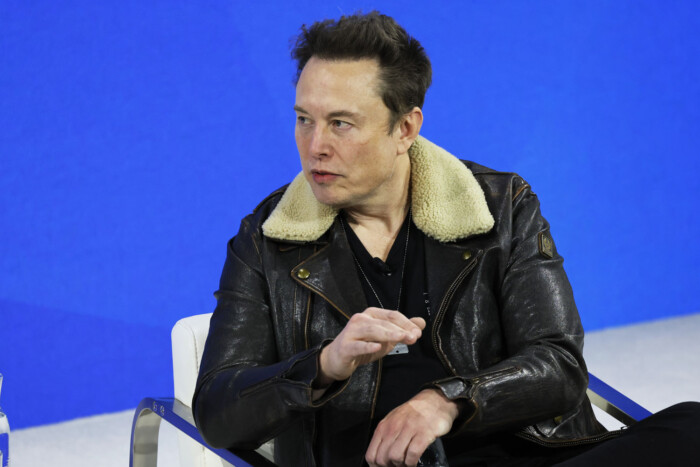 Másfél hónapot röpködött idén Elon Musk