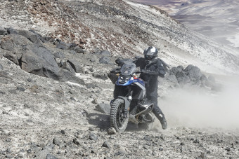 Aktív vulkán oldalán motoroztak a rekordért