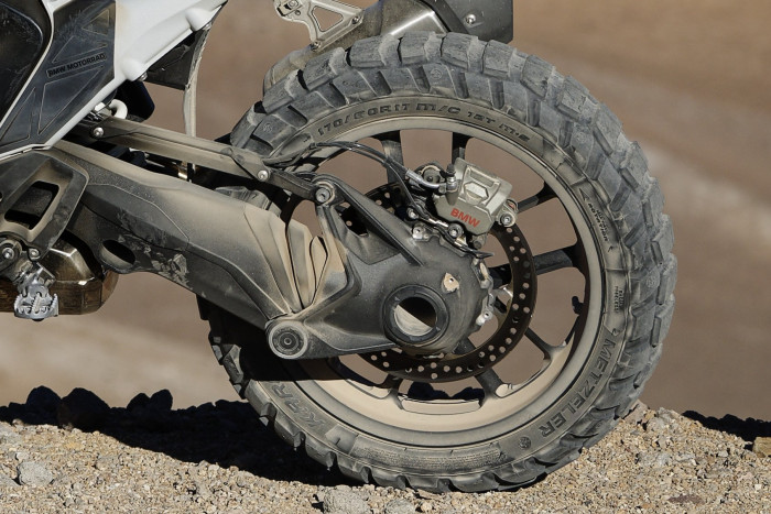 Aktív vulkán oldalán motoroztak a rekordért 7