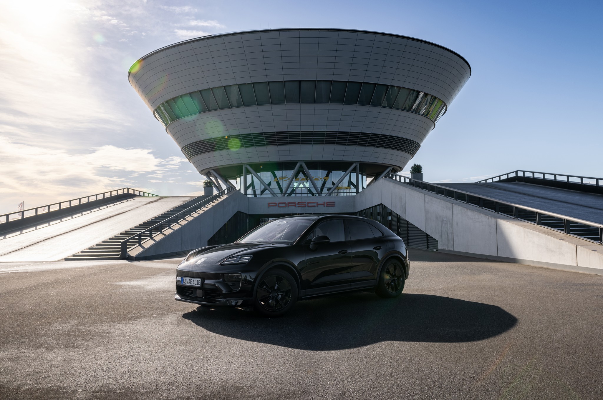 Ért a magyar szóból az új Porsche Macan 5