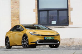 Ebből a Toyotából nem lesz tekert órás taxi