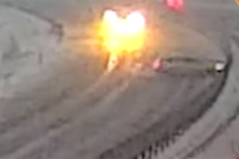 Ha nyári gumival hajtasz havazásban az M3-asra, jó eséllyel így jársz