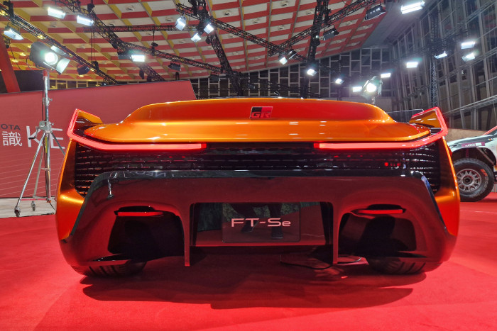 Bitang sportkocsit fejleszt a Toyota 8