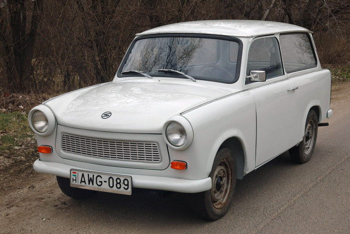 Egekben a lesajnált Trabantok és Ladák ára itthon