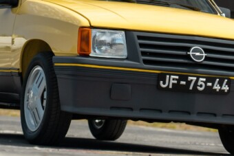 Mintha még 1985-ben lennénk, annyira patika ez az öreg Opel