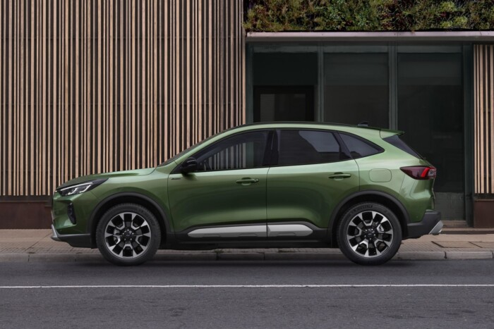 Helyetted óvatos az új Ford 6