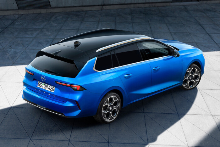 Dízel kombiban bízik az Opel