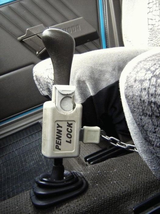 Vajon, hogy reagál az autótolvaj, amikor ezt meglátja?! 4