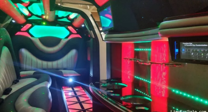 Olasz hangulatot hoz a bazári limuzinok világába ez az Alfa Romeo 2