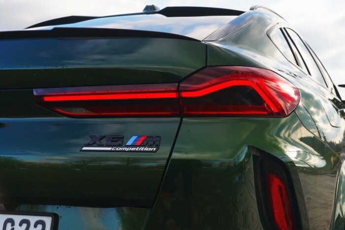 Erőszakos cselekménynek minősül – BMW X6 M 16
