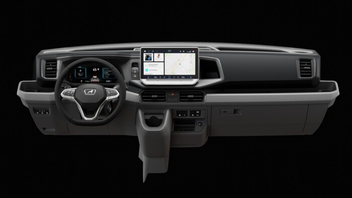 Megújul az oroszlános furgon műszerfala 1