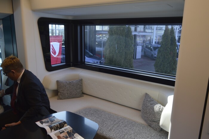 Egy villa árát kérik el ezért a lakókamionért 2