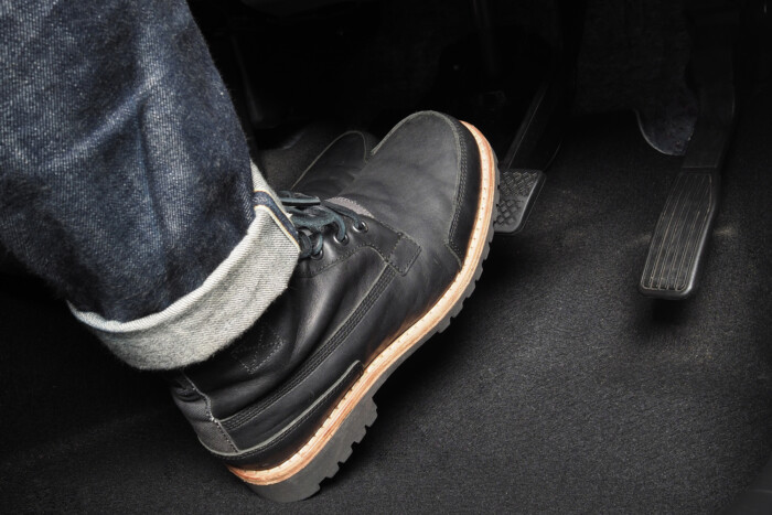 Lehet, eddig rosszul használtad a fékpedált