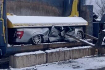 Palacsintává lapították az autót, pedig szinte új volt