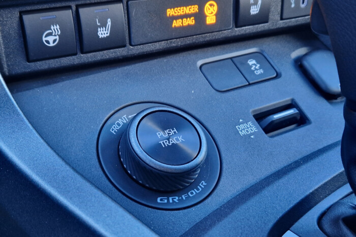 Gyilkos technika kisautóba rejtve 13