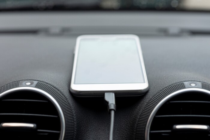 10 dolog, amit ne hagyj az autóban, ha támadnak a mínuszok 2