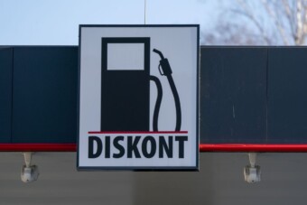 Emberi baki miatt óriási akció volt egy osztrák benzinkúton