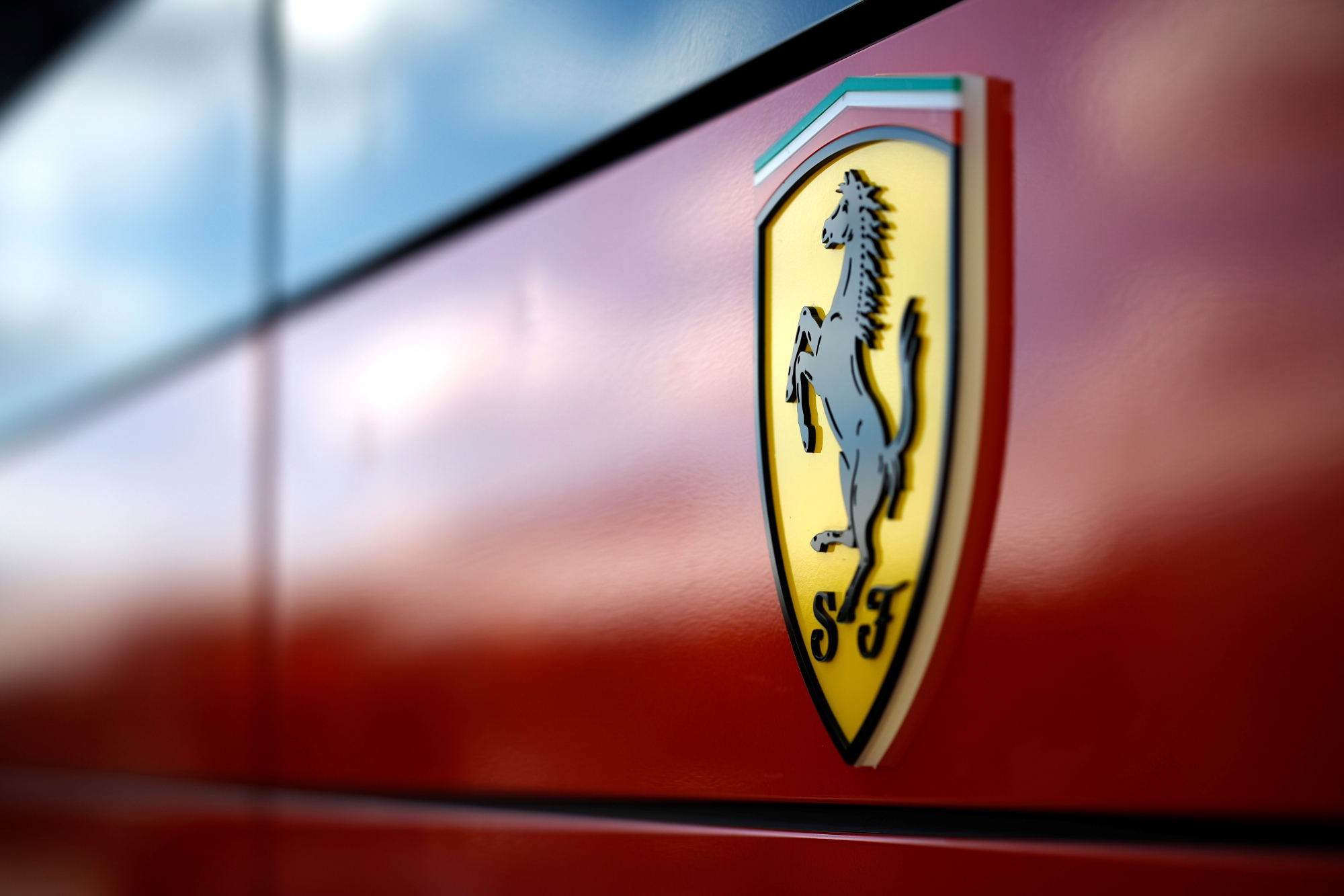 F1: Újabb pilótabejelentés a Ferrarinál