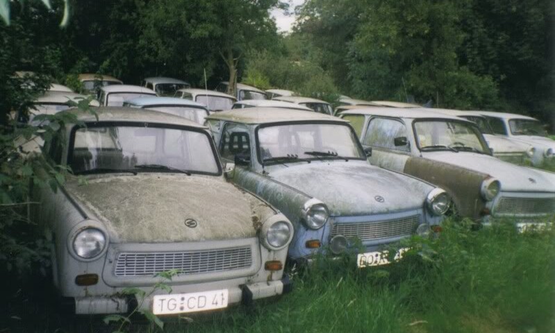 Felháborodott a szomszéd a Trabant-gyűjtemény miatt