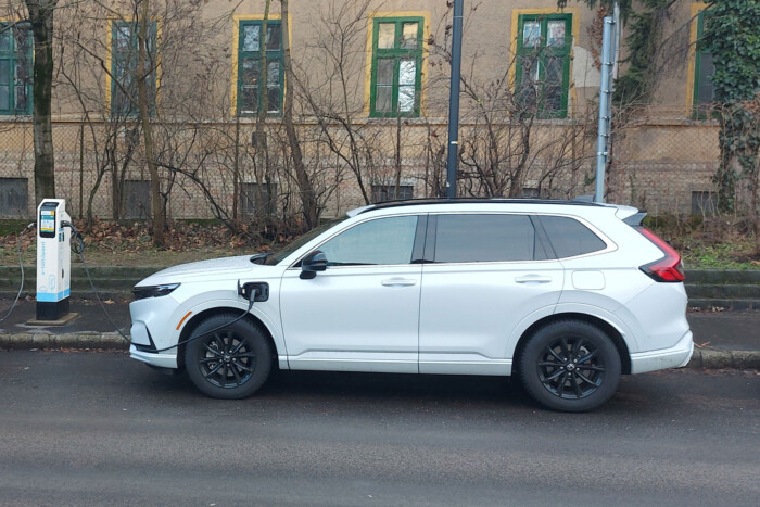 Hibrid Hondát, 25 millióért? 11