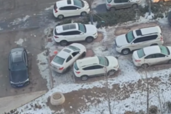 Utolsó vérig küzd a tili-toli parkolás nagymestere