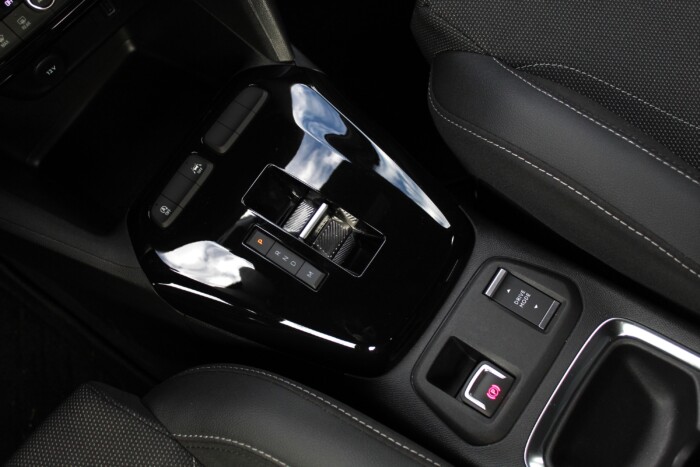 Megúszós lett a megújult Corsa 14 | Vezess Megúszós lett a megújult Corsa 14