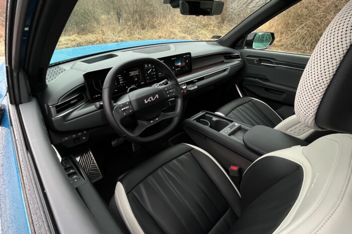 Óriás játékautó 30 millióért érdekel? 7