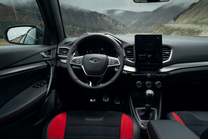 Sportkombival erősít a Lada 7