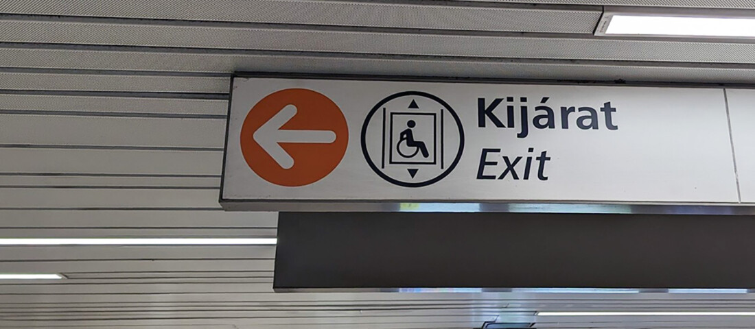 Kerekesszékkel a metróban. Sima ügy, vagy rémálom?