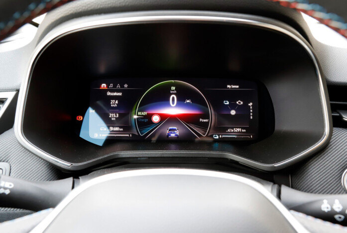 Takarékos hajtást rejt a sportos külső 12