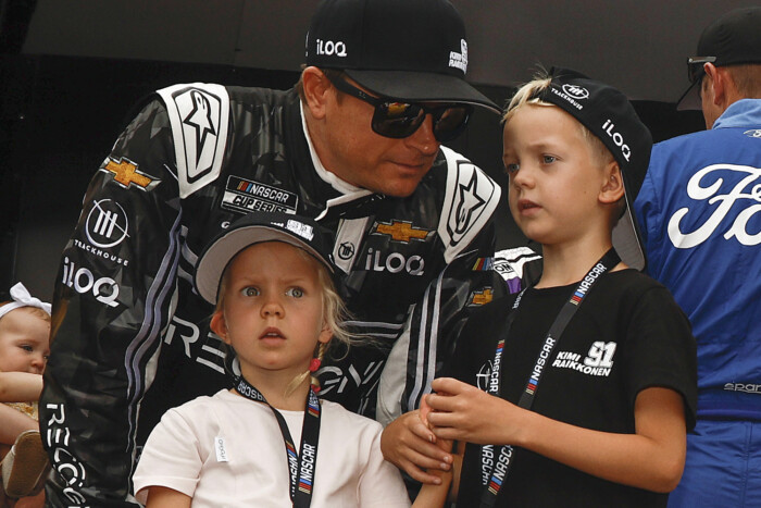 Räikkönen kisfia már a Ferrari otthonában gyakorol