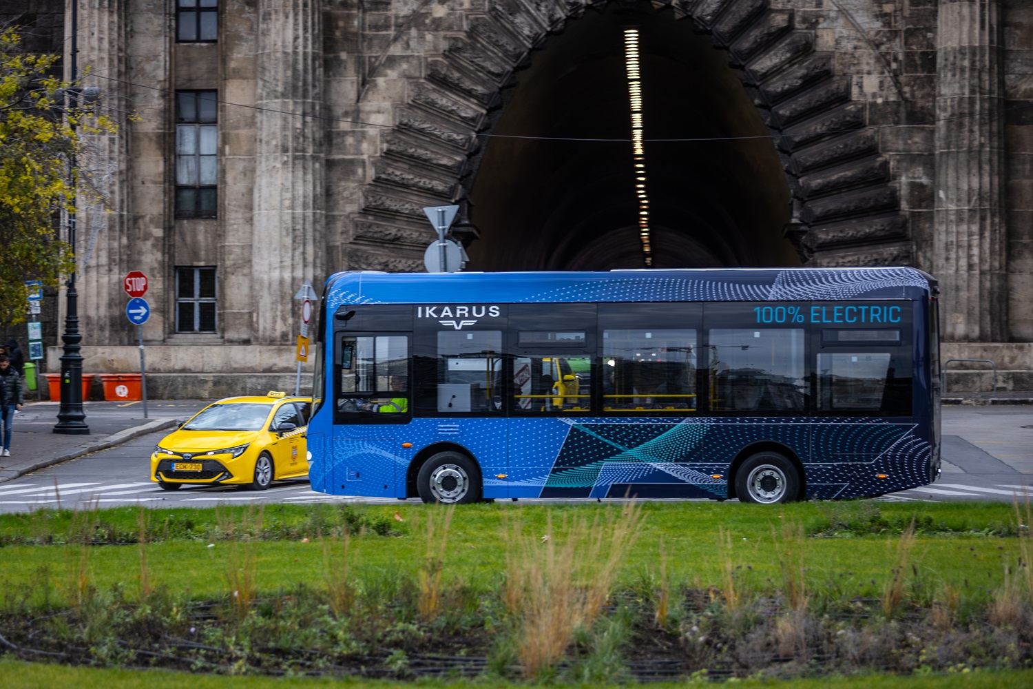 Prémiumbuszgyártó szeretne lenni az Ikarus 6