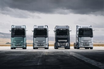 Mostantól ez Európa legerősebb nyerges vontatója