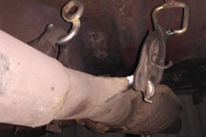 10 fotó bizonyítja, hogy miért káromkodnak az autószerelők 4 | Vezess 10 fotó bizonyítja, hogy miért káromkodnak az autószerelők 4