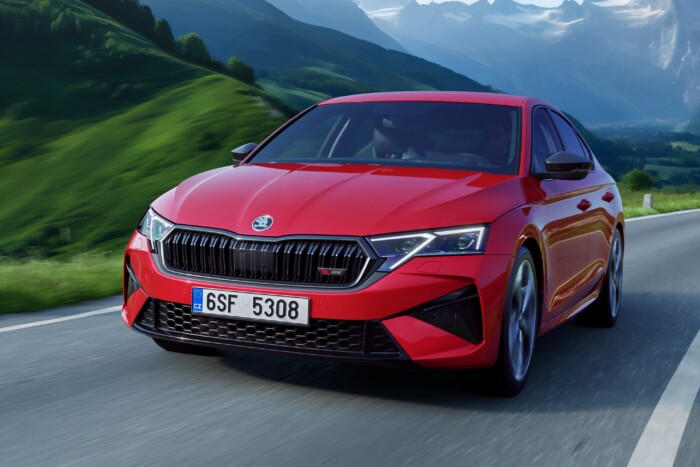 Eddigi legerősebb motorjával itt az új Škoda Octavia 11 | Vezess Eddigi legerősebb motorjával itt az új Škoda Octavia 11