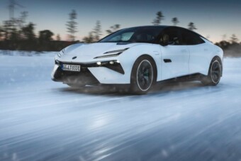 Készen áll a gyártásra a 900 lóerős villanyautó