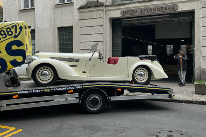Felbecsülhetetlen értékű autógyűjtemény sorsa vált bizonytalanná