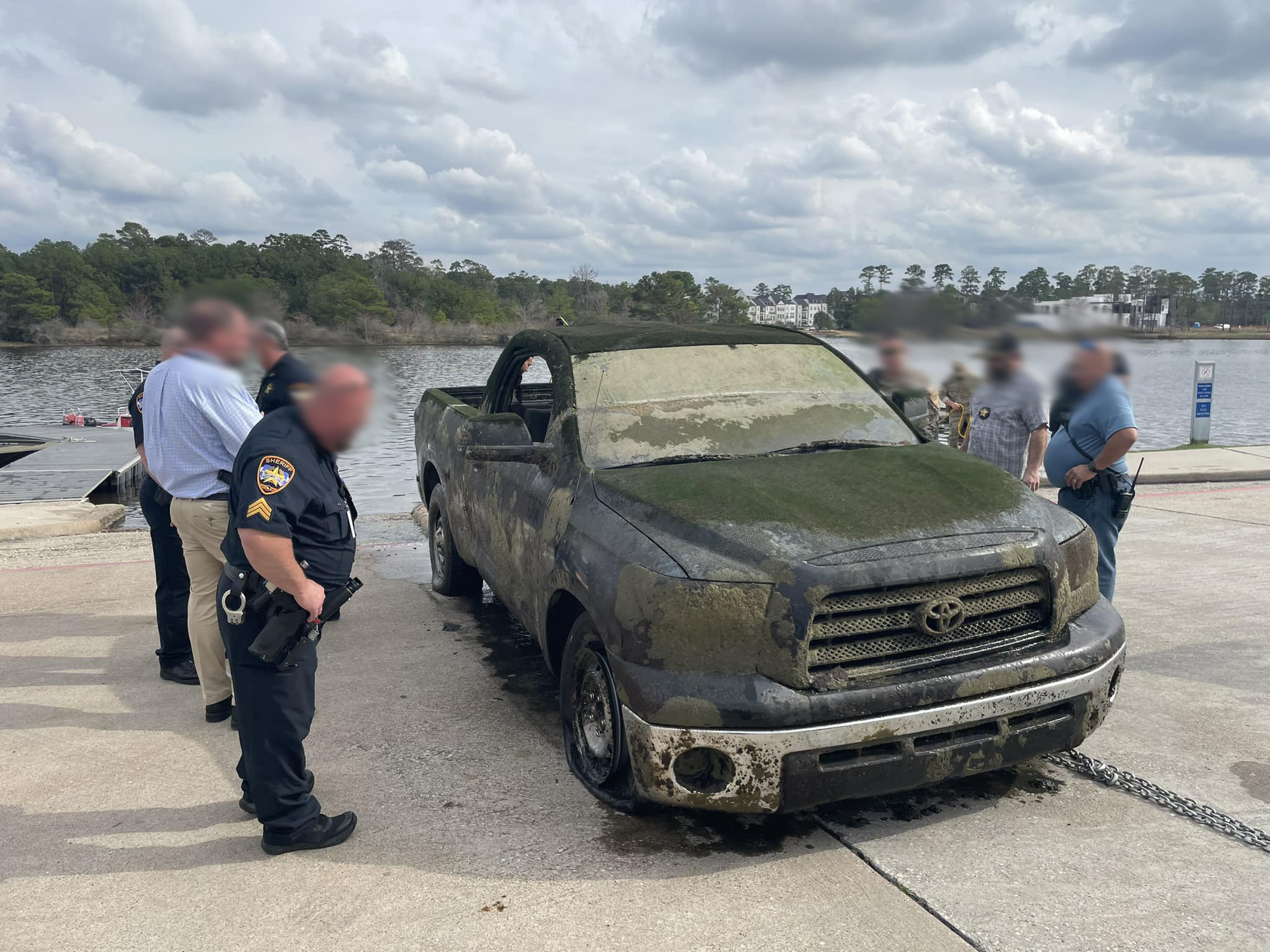 10 évig egy tó fenekén pihent, most kihúzták 3